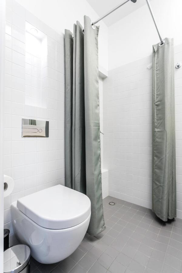 P&O Serviced Apartments Warecka Street วอร์ซอ ภายนอก รูปภาพ