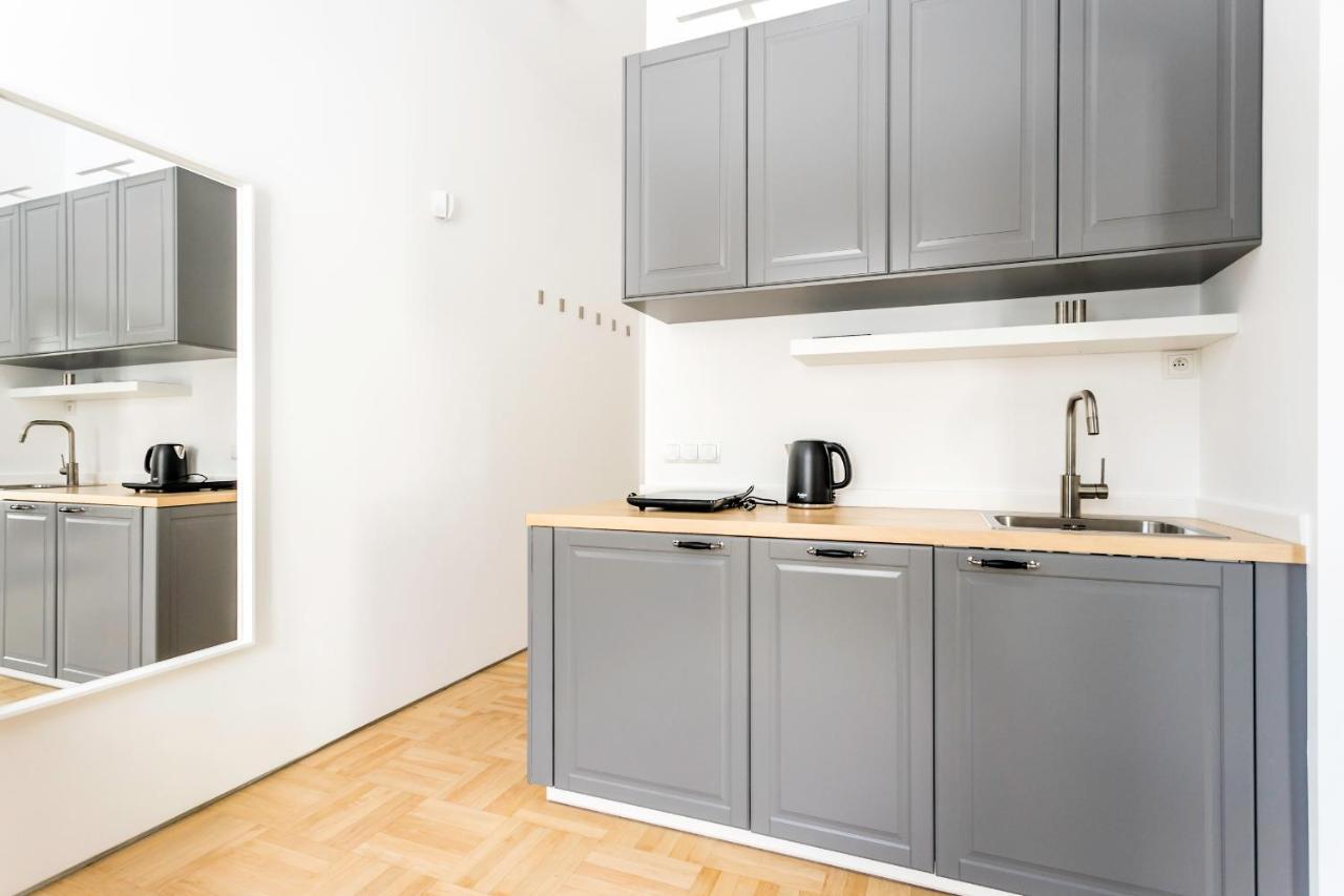 P&O Serviced Apartments Warecka Street วอร์ซอ ภายนอก รูปภาพ